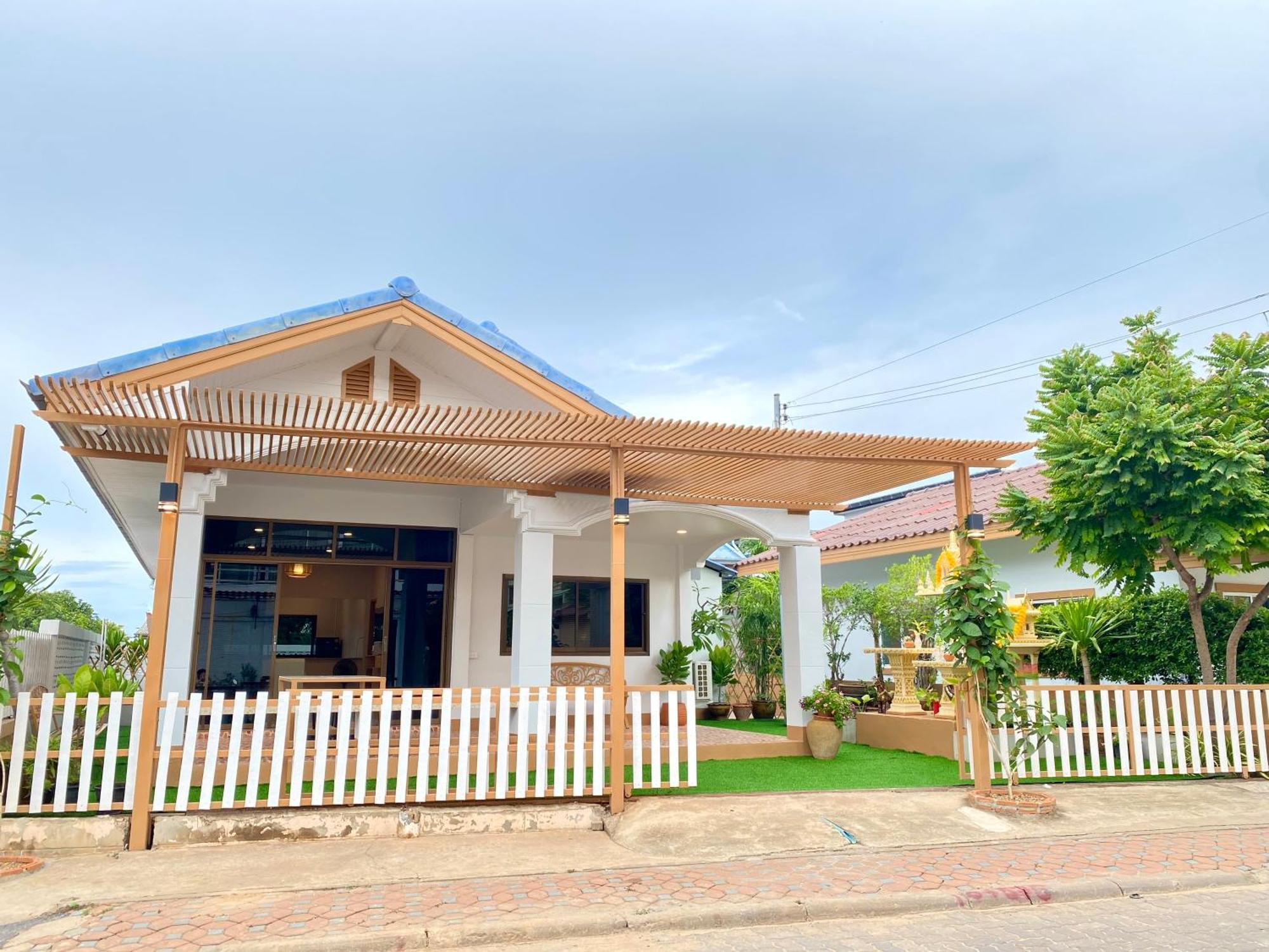 Ban Noen Kohlarn Landhaus Koh Larn